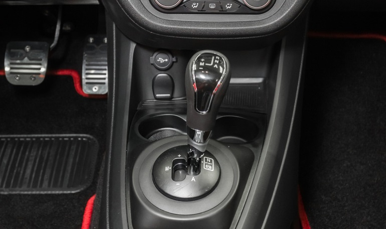 АВТОВАЗ готовит к выходу новую прошивку АМТ 3.0 со спортивным режимом